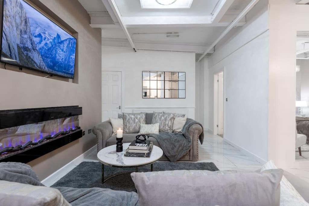 Luxury, Open Plan Apartment Bradford  Kültér fotó
