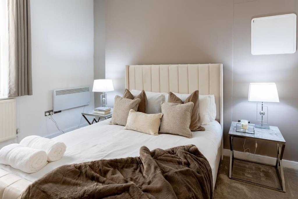 Luxury, Open Plan Apartment Bradford  Kültér fotó